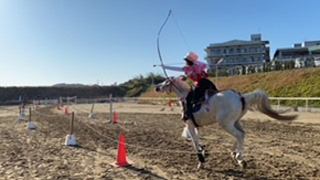 カナディアンキャンプ乗馬クラブの流鏑馬